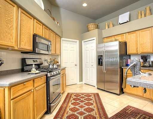 5th image of 5368 Creekside Trl