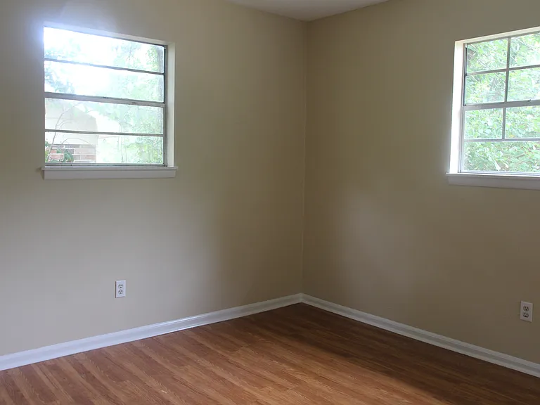 2523 Beachview Dr — Photo 9