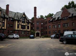 1211 Far Hills Ave, Dayton, OH 45419