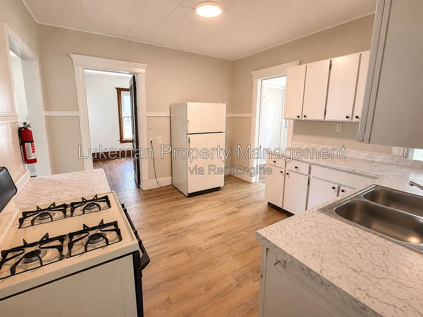 1 bed, 1.0 bath, 850 sqft, $950 — Photo 2