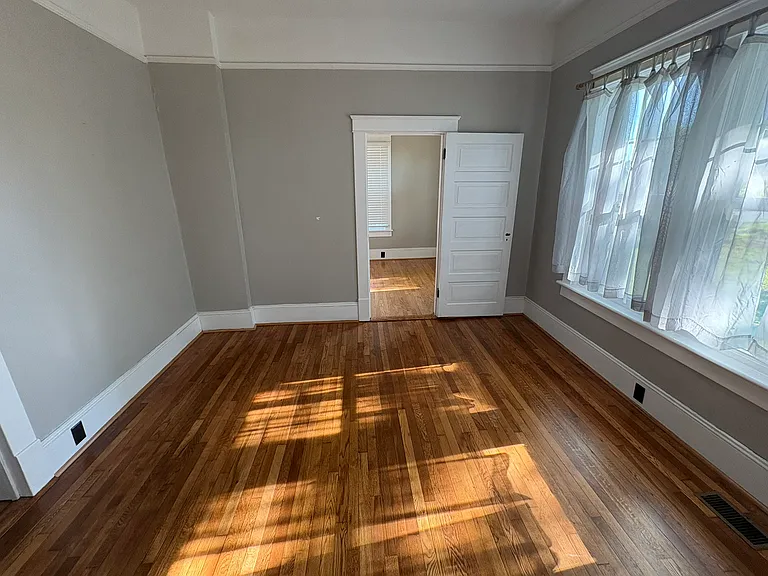 303 Bouchelle St — Photo 10