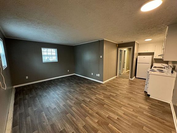 2nd image of 5001 Alan Dr APT C
