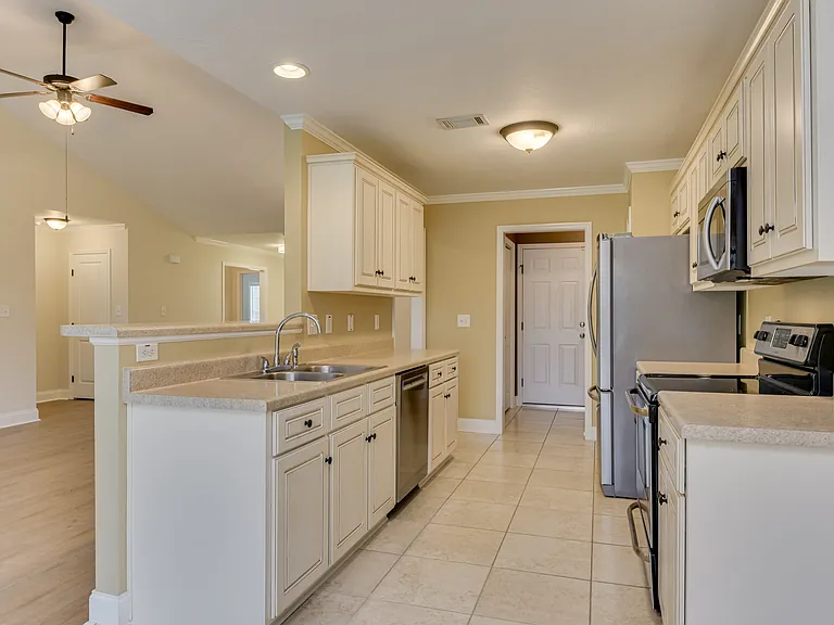 2110 Red Maple Trce — Photo 13