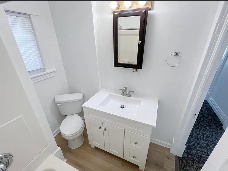 832 Oak St — Photo 10