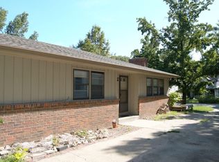 1005 Connecticut St, Lawrence, KS 66044