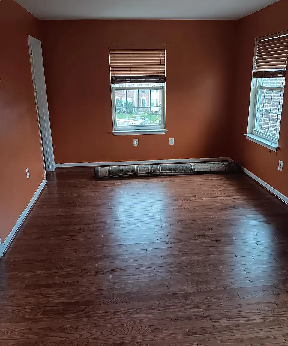 1 bed, 1504 sqft, $950 — Photo 2