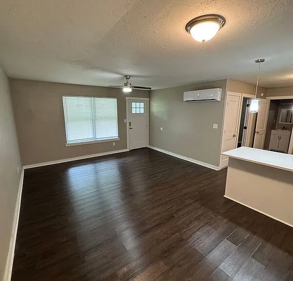 1617 N Jefferson Ave #3 — Photo 5