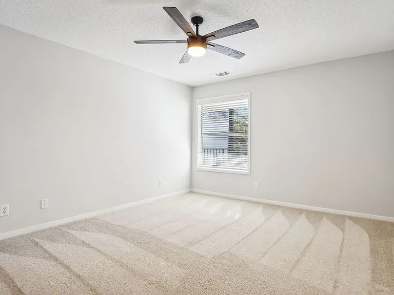 Cambridge Park Apartments — Photo 71