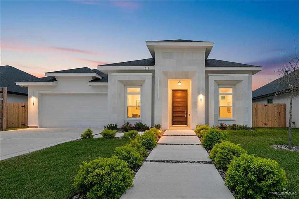 3 bed, 2.5 bath, 1658 sqft, $2,250 — Photo 1