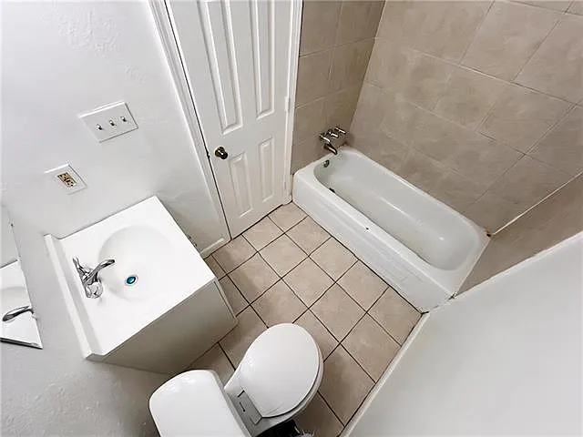917 W Monterey Ct #B — Photo 10