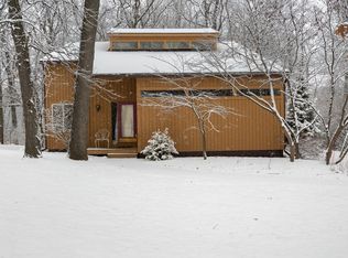 1044 Sunset Rd, Ann Arbor, MI 48103