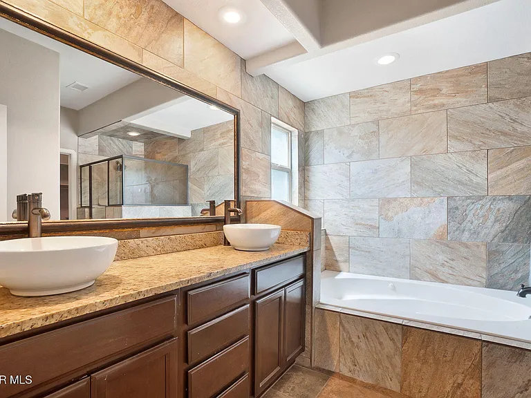 14301 High Rock Dr — Photo 8