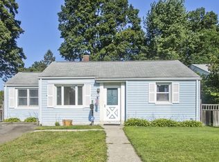23 Greenleaf St, Chicopee, MA 01013