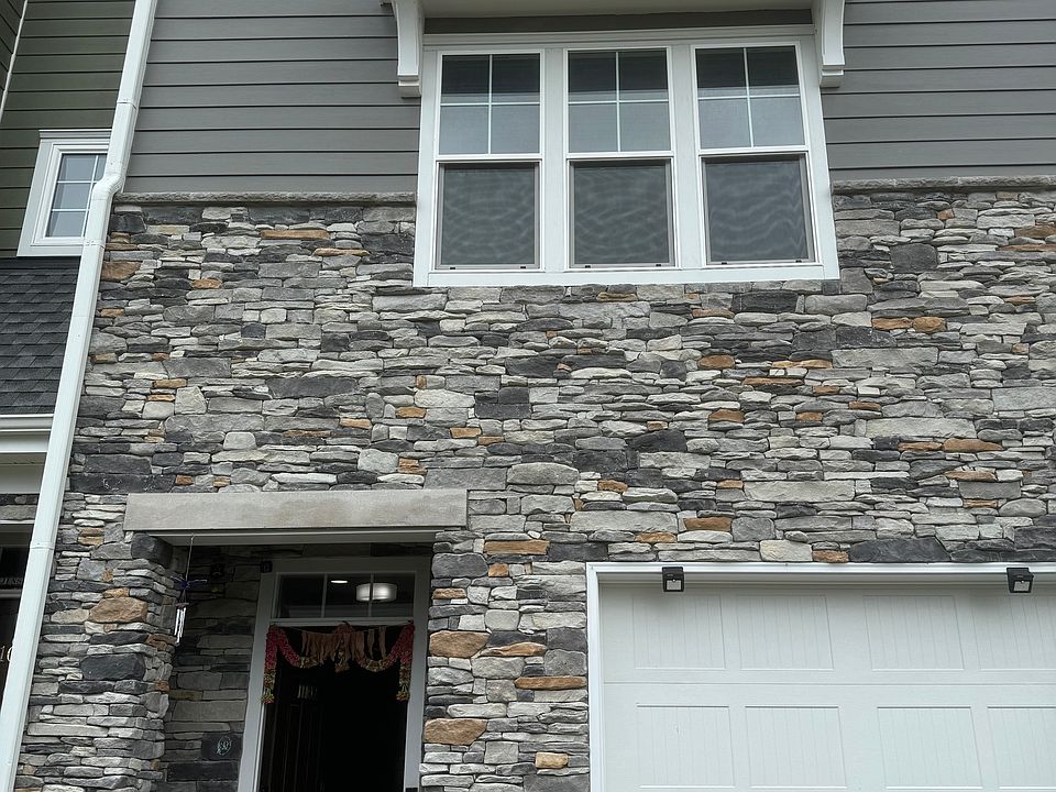 1st image of 11102 Swanee Mill Trce