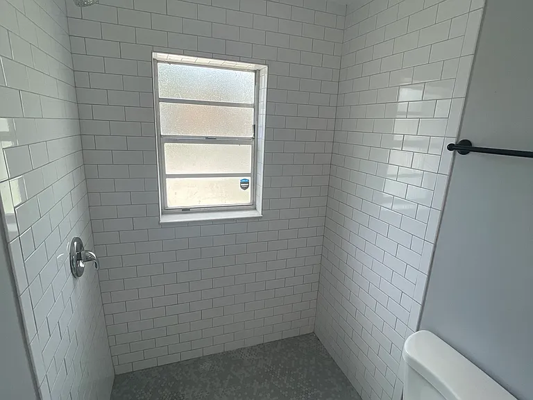 1830 Avenue S — Photo 15