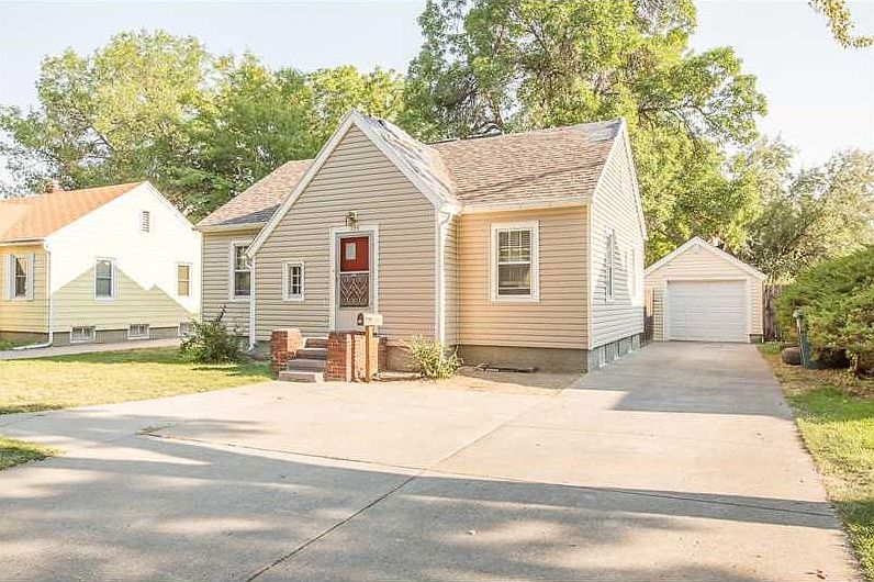 1st image of 534 Alderson Ave