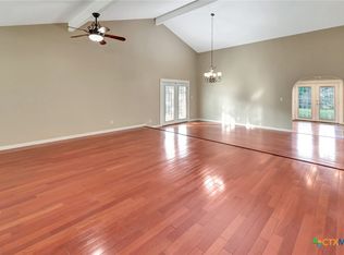 608 Chimney Rock Dr, Victoria, TX 77904