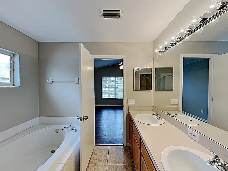 10328 Soaring Eagle Dr — Photo 9