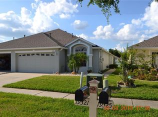 19321 Weymouth Dr, Land O Lakes, FL 34638