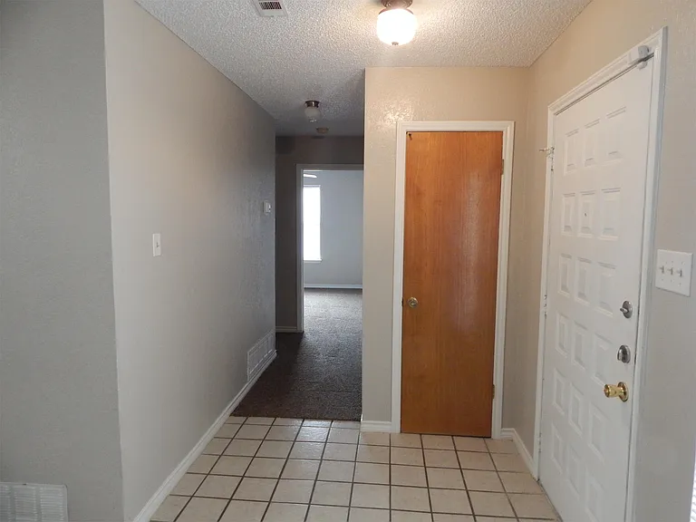 4503 River Oaks Dr — Photo 5