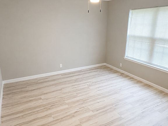 5th image of 7424 E Winchester Dr