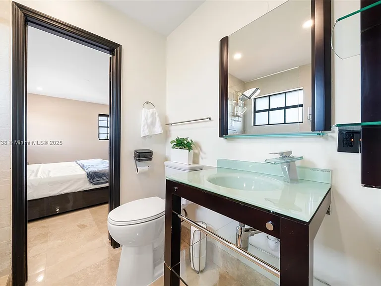 5424 SW 154th Pl — Photo 38