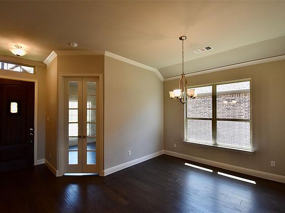 3rd image of 1500 Torrent Dr