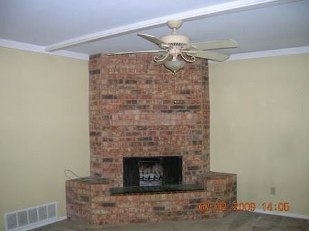 5th image of 5015 Woodland Park Blvd
