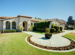 13306 Plumas Wood Ln, Bakersfield, CA 93314