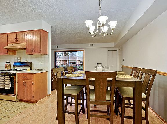 5th image of 10704 S Depot St #106