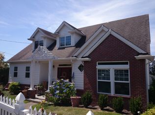 3457 60th Ave SW, Seattle, WA 98116