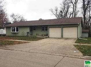 102 W 8th St, Alta, IA 51002