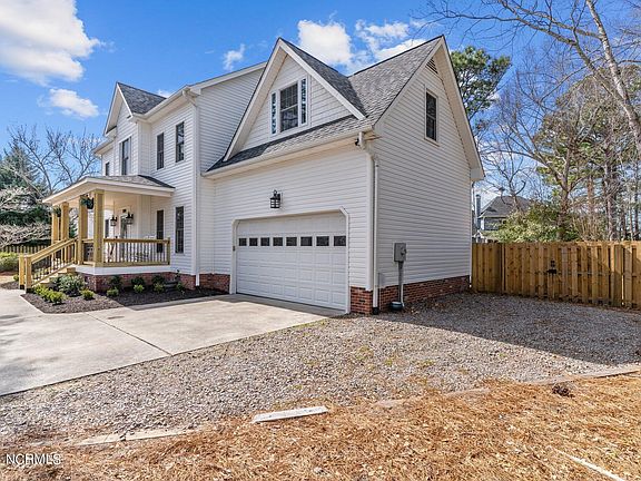 3rd image of 3008 Wickford Drive