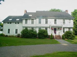 1427 Great Pond Rd, North Andover, MA 01845