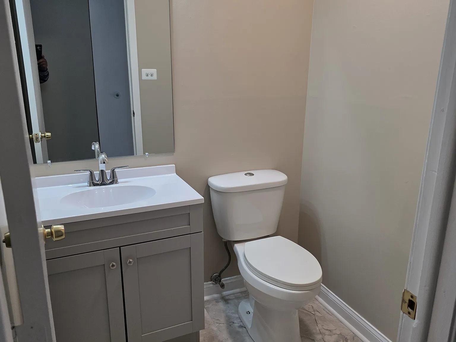 3 bed, 2.5 bath, 1314 sqft, $2,495 — Photo 2