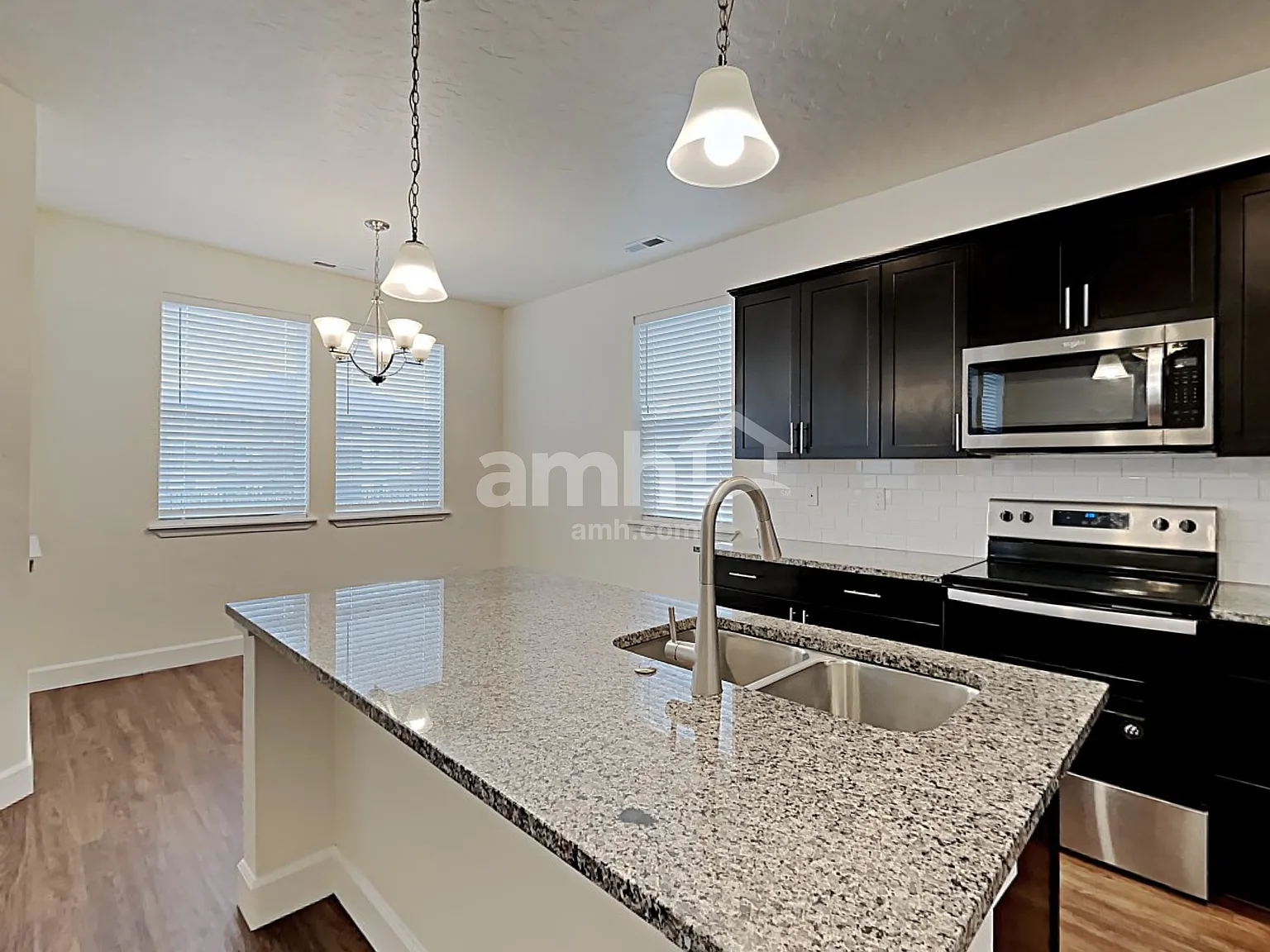 4 bed, 3.0 bath, 2094 sqft, $2,850 — Photo 3