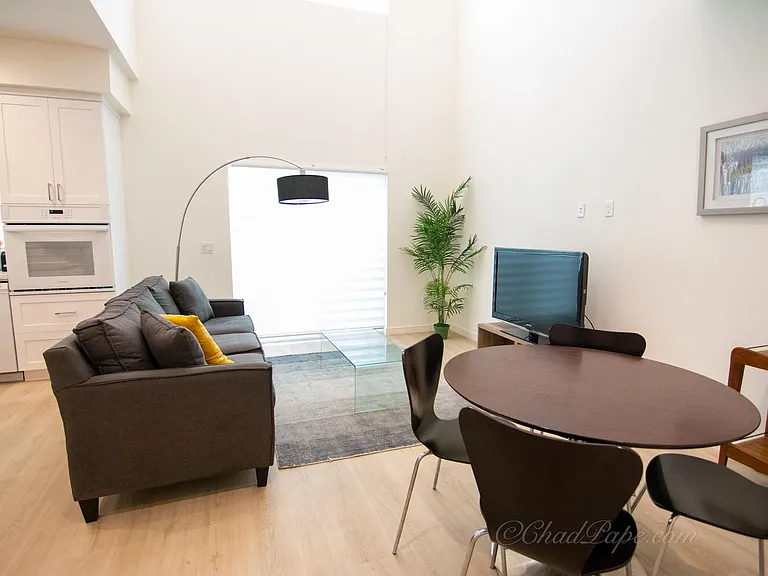 1187 Crenshaw Blvd #103 — Photo 30