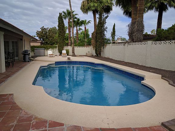 3rd image of 6548 E Sharon Dr