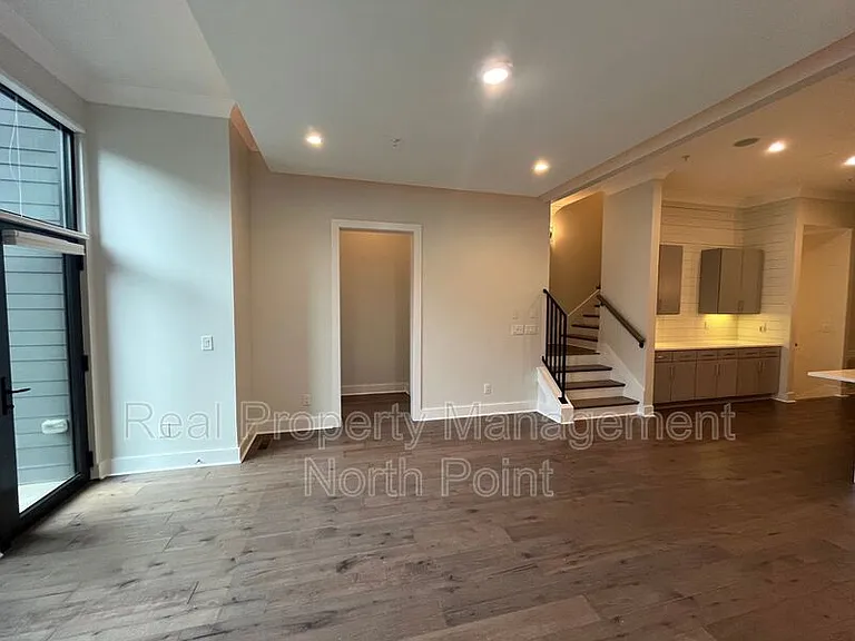 111 Birch St — Photo 30
