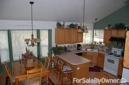 Kitchen/Dining