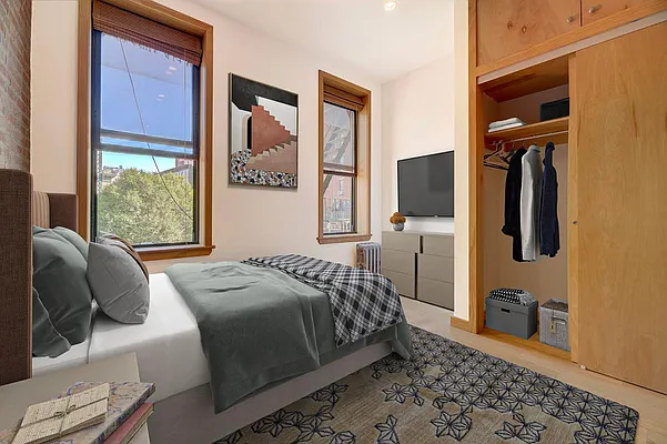 Rented by REAL New York | media 4