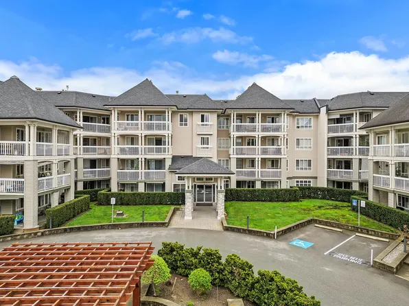 22022 49th Ave #112, Langley, BC V3A 3R9