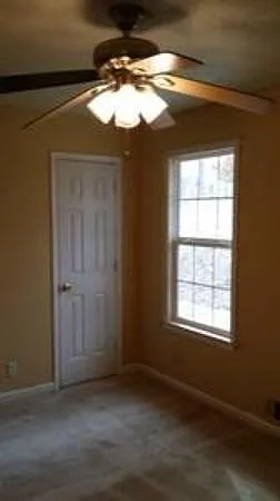 404 Hemlock Dr — Photo 8