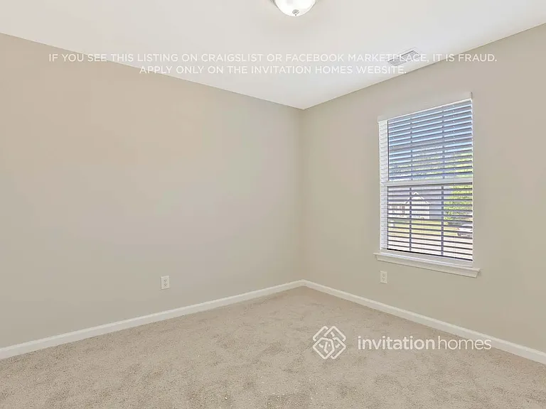 352 The Gables Dr — Photo 13