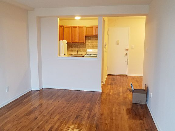 5th image of 1815 E 17th St APT 6F