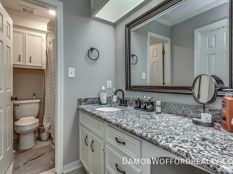 103 Live Oak Ln — Photo 36