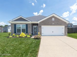6721 Meadow Park Dr, Louisville, KY 40291