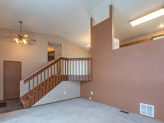 5th image of 5717 N Malta St