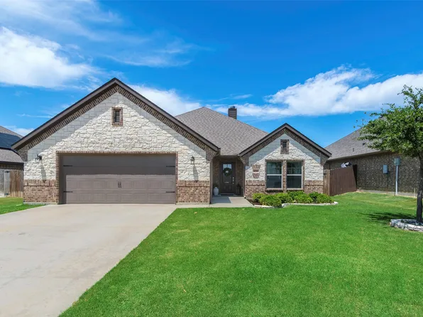 4713 Bering Dr, Sanger, TX 76266