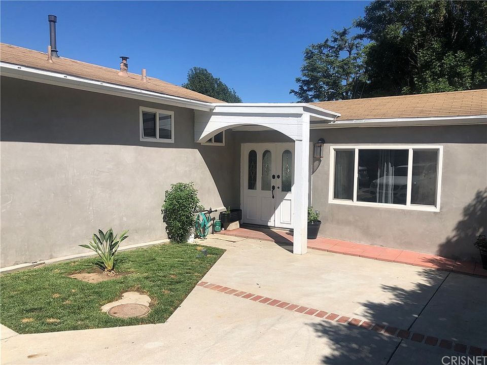 1st image of 14870 1/2 Larkspur St